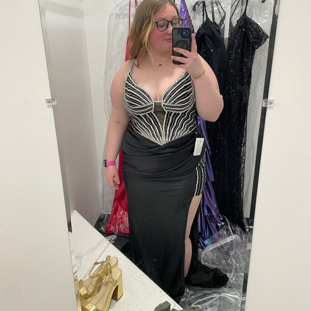 Elegant Black and White Evening Dress